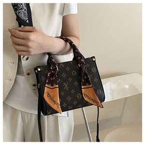 Bolso <span class=keywords><strong>Tote</strong></span> Grande con Estampado, de Hombro y Cruzado, para Mujer, Estilo Coreano Retro 2025, de Alta Gama, para el Trabajo - Product Image 6