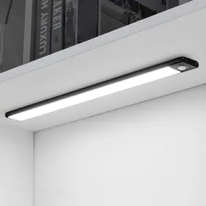 Smart Led sensore del corpo umano luce automatica senza fili piccola luce notturna sensore luce ricaricabile armadio da cucina lampada guardaroba