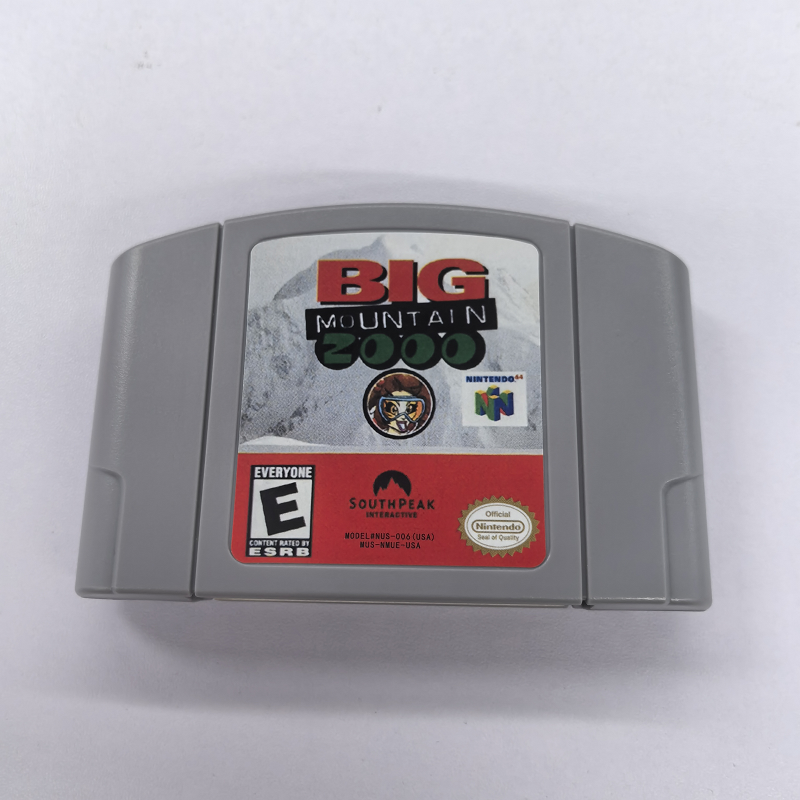 Grosse montagne grise 2000