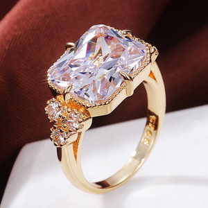 Anello dal Design Elegante Stile Classico per Donne - Product Image 6