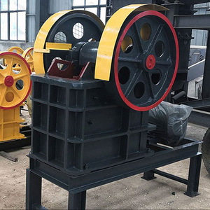 Concasseur à mâchoires mobile compact CFTC 150x250 200x300 250x400 – Prix compétitif pour usine de briques et déchets de construction, équipé d'un moteur central - Product Image 6