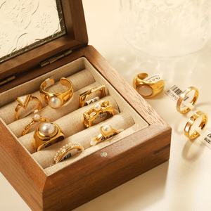 Anillos de Boda de Moda Personalizados al por Mayor, Joyería para Mujer, Acero Inoxidable, Chapado en Oro de 18K, Anillo de Compromiso con Circonita para Chicas - Product Image 3