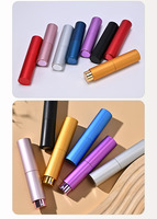 Flacon de parfum en aluminium de luxe de 10 ml, coque mate, intérieur en verre, atomiseur de parfum rechargeable portable pour voyage