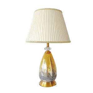 Luminária de mesa em cristal de vidro rachado, decoração de tecido dourado, lâmpada de mesa, hotel, restaurante, mesa de trabalho, luz quente, lâmpada de decoração
