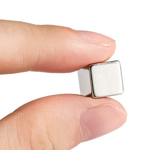 Dropshipping hỗ trợ Hot Bán Giá cả hợp lý nhỏ Neodymium <span class=keywords><strong>Cube</strong></span> nam châm Heavy Duty vuông nam châm trong kho - Product Image 3