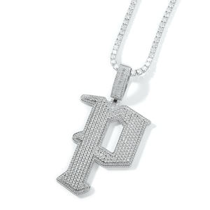 スタイリッシュなイニシャルペンダントアイスアウトバゲットフープレターPネックレスヒップホップ大胆な流行スタイルの女性マンラッパー出荷準備ジュエリー - Product Image 3