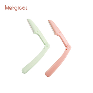 Una <span class=keywords><strong>navaja</strong></span> portátil <span class=keywords><strong>para</strong></span> <span class=keywords><strong>depilar</strong></span> la cara. - Product Image 3