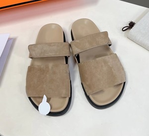 Sandales décontractées à talon haut pour femmes, style coréen, légères, respirantes, avec semelle extérieure en TPU et bride en PVC, pour intérieur/extérieur - Product Image 3