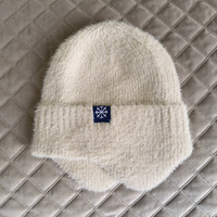 Bonnet en mohair acrylique multicolore avec couvre-oreilles, motif flocon de neige, petite étiquette décorative, résistant au vent, pour l'automne et l'hiver, idéal pour l'extérieur