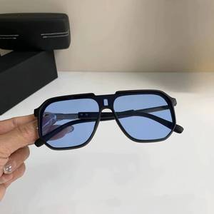 Nouvelles Lunettes de Soleil Carrées Unisexe Tendance 2026 – Protection Solaire pour Conduite et Voyage en Extérieur - Product Image 4