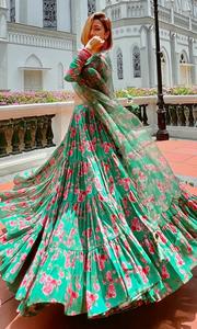 Lehenga Choli en Georgette à Paillettes Moderne et Très Demandé pour Femmes, Tenue de Soirée, Emballage Personnalisé Disponible pour l'Exportation - Product Image 6