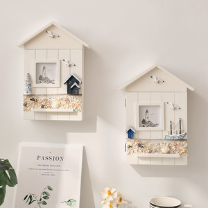 Caja para Llaves de Estilo Mediterráneo, Gabinete de Almacenamiento Montado en la Pared, Decoración con Aves Marinas, Faro y Velero - Product Image 1