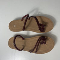 Schmetterlings-Sandalen für Damen aus PU-Leder mit Strass, elastischem Riemen, Slingback, flach, rutschfest, breite Passform, Strand- und Freizeitsandalen