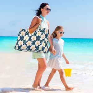 กระเป๋าถือ Aloha Hotsale Fashion Hawaii Puakenikeni ทำจากโพลีเอสเตอร์ สะพายไหล่ ใช้ได้ที่ชายหาด ซักล้างได้ สำหรับผู้หญิง - Product Image 6