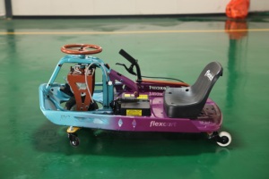 รถดริฟท์ไฟฟ้า Drift F1 -500W 36V สำหรับเช่า เหมาะสำหรับสวนสนุก ผู้ใหญ่และเด็ก หมุนได้ 360 องศา ขายส่ง B2B จากโรงงาน - Product Image 6