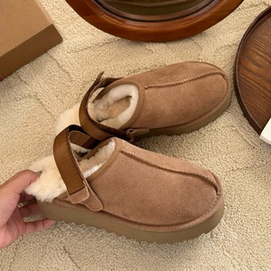 U2g Oferta Especial Zapatos de Marca de Lujo de Diseñador de Calidad con Logo Personalizado 2025 para Hombre y Mujer para Caminar Térmicos Ligeros de Piel de Oveja con Suela Gruesa - Product Image 3