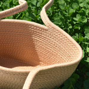 Wholesale manufacturer of shoulder <b>bags</b> with cotton rope handles, handbags, crossbody <b>bags</b>, <b>straw</b> braided casual <b>bags</b> - Product Image 1