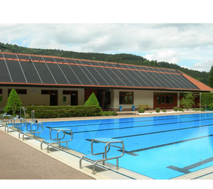 Chauffe-eau solaire pour piscine en polypropylène, matériau résistant aux UV, plage de température de -20°C à 115°C / Certifié CE 1x1m/1x2m - Product Image 1