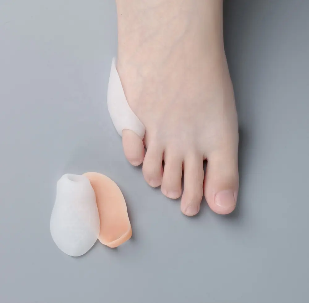 Màu Trắng Hoặc Màu Da Silicone Gel Ngón Chân Nhỏ Bunion Giảm Đau Đệm SEBS Toe Separator & Protector