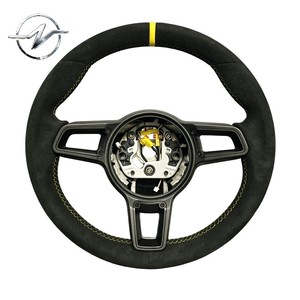 Vente directe d'usine Volant en daim antidérapant à 3 branches pour modèles Porsche Panamera Cayenne Cayman Boxster Taycan 918 911 981 - Product Image 1