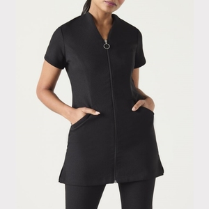 더 많은 색상 가능 호텔 및 뷰티 살롱을위한 지퍼와 포켓이있는 태국 스파 튜닉 유니폼 레이디 미용사 작업복 유니폼 - Product Image 1