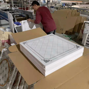 Panel <span class=keywords><strong>de</strong></span> techo <span class=keywords><strong>de</strong></span> <span class=keywords><strong>PVC</strong></span> brillante blanco puro <span class=keywords><strong>de</strong></span> 595 cm, lámina <span class=keywords><strong>de</strong></span> estampado en caliente <span class=keywords><strong>de</strong></span> 25 cm x 30 cm, <span class=keywords><strong>color</strong></span> <span class=keywords><strong>madera</strong></span>, impermeable, para interiores. - Product Image 6