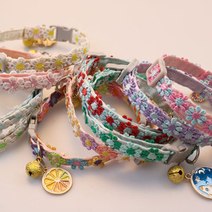 Collar para Gato 2025 con Campana y Flores Coloridas, Ajustable, para Gatos, Gatitos y Cachorros, 11 Estilos Diferentes - Product Image 4
