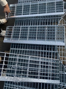 Grillage en acier galvanisé à chaud de qualité industrielle <span class=keywords><strong>pour</strong></span> plancher, <span class=keywords><strong>parking</strong></span>, allée, plateforme, passerelle - Product Image 5