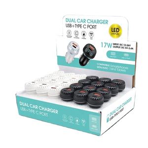 سيارة عالمية لهاتف 15 شحن سريع مع شاحن من النوع C شاحن بمنفذ مزدوج للسيارة - Product Image 1