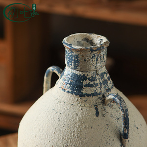 Jarrón de Resina Wabi Sabi A3369 Hecho a Mano con Flores Secas para Decoración de Estudio, Estilo Zen - Product Image 3