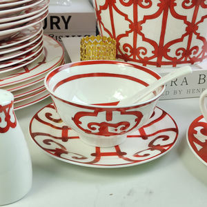 Ventes chaudes, 58 pièces, motifs de garde-corps nordiques rouges, art du papier découpé, ensembles de salle à manger, ensembles de vaisselle en porcelaine - Product Image 4