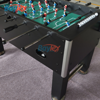 Table de foot noire classique de meilleure qualité Table de baby-foot Design le plus récent Jeu d'intérieur de football avec accessoires de balle Joueurs
