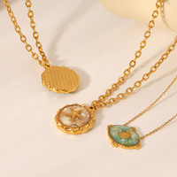 Collier avec pendentif en forme d'étoile de mer en coquillage plaqué or 18 carats, chaîne en acier inoxydable, style océan