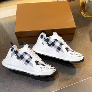Chaussures de marche décontractées de luxe pour hommes, en cuir véritable gris, à semelle épaisse, à enfiler et à lacets, avec amorti et anti-odeur - Product Image 1