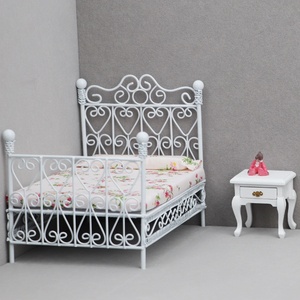 thumbnail image 2 of DYNWAVE 1/6 Scale Dollhouse Double Bed Dollhouse Decoration 2 of 10