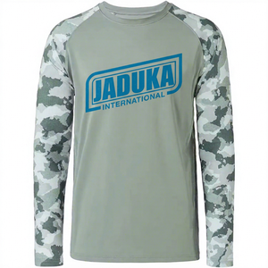 T-shirt de pêche pour homme en tissu confortable 100% polyester, logo personnalisé imprimé sur la manche, respirant, séchage rapide, UPF 50 - Product Image 1