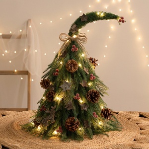 Petite décoration de Noël pour la maison, nouveau décor de bureau, mini-ornements elfes suspendus, aménagement de scène, ambiance festive - Product Image 2