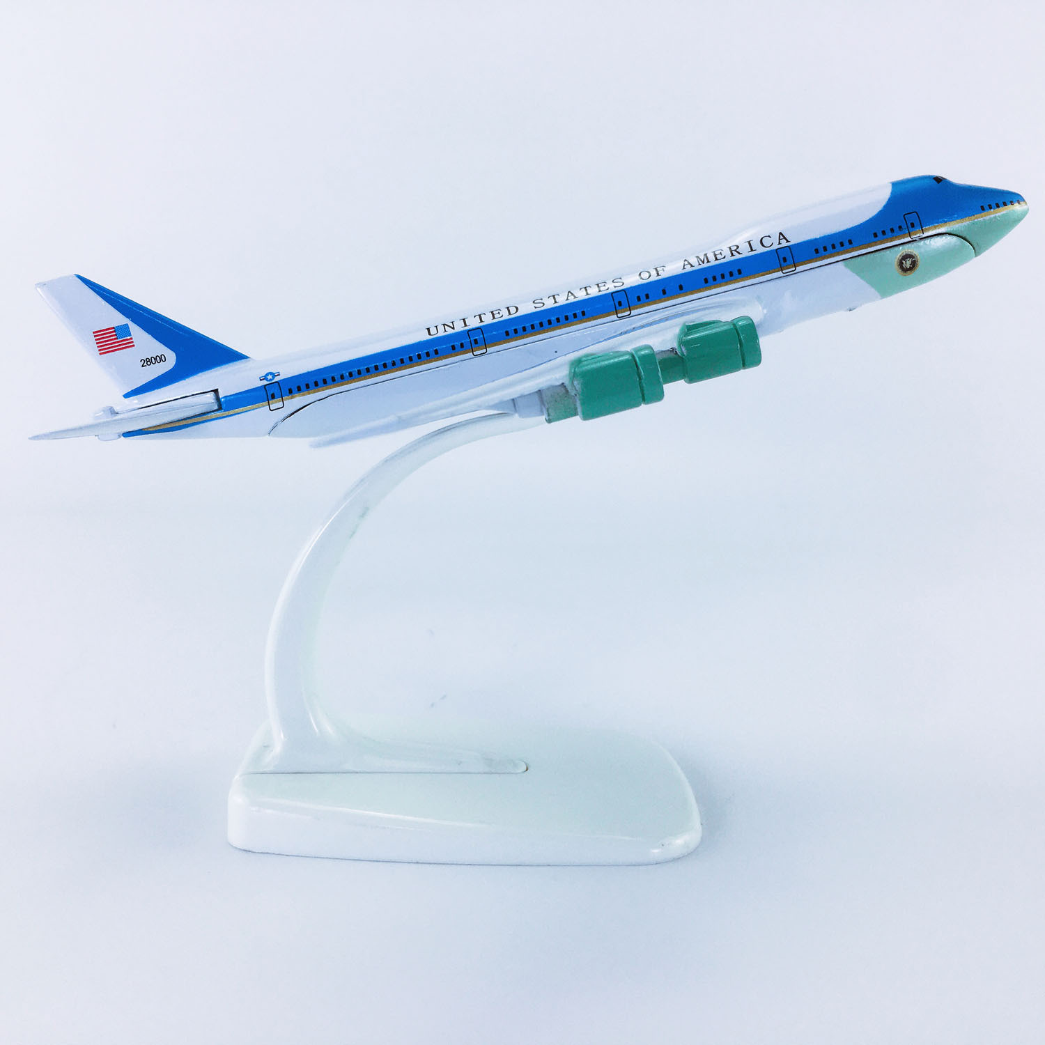 Bleu ciel-B747-200 1:400