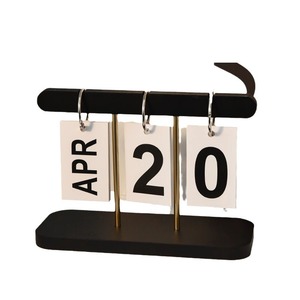 Wholesale Minimalist Wooden Ornaments Metal Crafts Manual Page Turning <strong>Calendar</strong> Bedroom <strong>Desk</strong> <strong>Calendar</strong> - Product Image 3