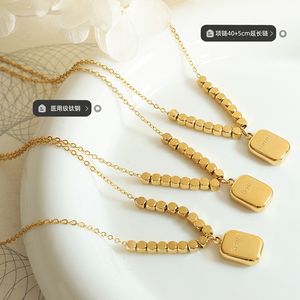 Collar con Colgante Geométrico Cuadrado en Inglés Romántico Francés Personalizado, Cadena de Regalo para <span class=keywords><strong>Niñas</strong></span>, Accesorio de Moda - Product Image 3