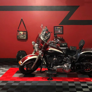 Professional Modern PP Car <b>Workshop</b> Garage Flooring Grid Tiles Click Installation Excellent Drainage Oil Resistance Eco-Friendly - Product Image 1