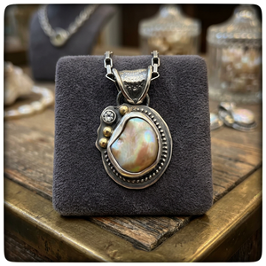Nuevo Colgante Unisex de Plata de Ley 925 Hecho a Mano con Perla Natural Blanca, Personalizable y Certificado por Terceros - Product Image 3