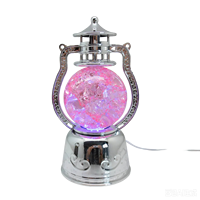 Neue grenzüberschreitende LED-Vintage-Drehkristallkugel-Tischlampe – eine kreative Dekoration für drinnen und draußen für Festivals