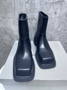 Men's Chelsea Ankle Boots in Black Retro Square <b>Toe</b> Short Leather Footwear with Chunky Heel Cow Leather Upper - Product Image 3