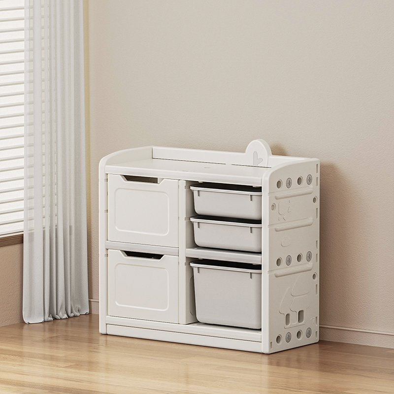 2 floors, 4 compartments