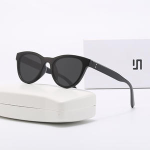 Lunettes de soleil rétro pour femmes, monture complète, polarisées, protection UV400, type 3, verres PC, monture blanche - Product Image 4