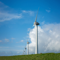 Éolienne horizontale éolienne éolienne de haute qualité 200kw 100kw 250kw 500kw 1000kw 1MW CE & ISO HELIOS fonte sous pression