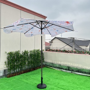 Usine bon marché Parapluie d'extérieur grande taille pour restaurant Fabricants Parapluies de patio et bases Parapluie d'extérieur pour jardin - Product Image 1
