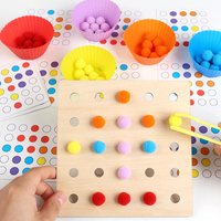 Juego de Clasificación de Colores de Madera con Pompones, Juguete Educativo para Desarrollar Habilidades Motoras Finas, para Niños de 2 a 4 y 5 a 7 Años, Juguete Unisex para Jardín de Infancia
