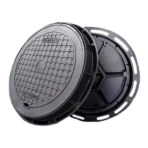 Couvre-égouts en fonte ductile haute résistance pour sections routières traversées par des véhicules lourds - Product Image 4